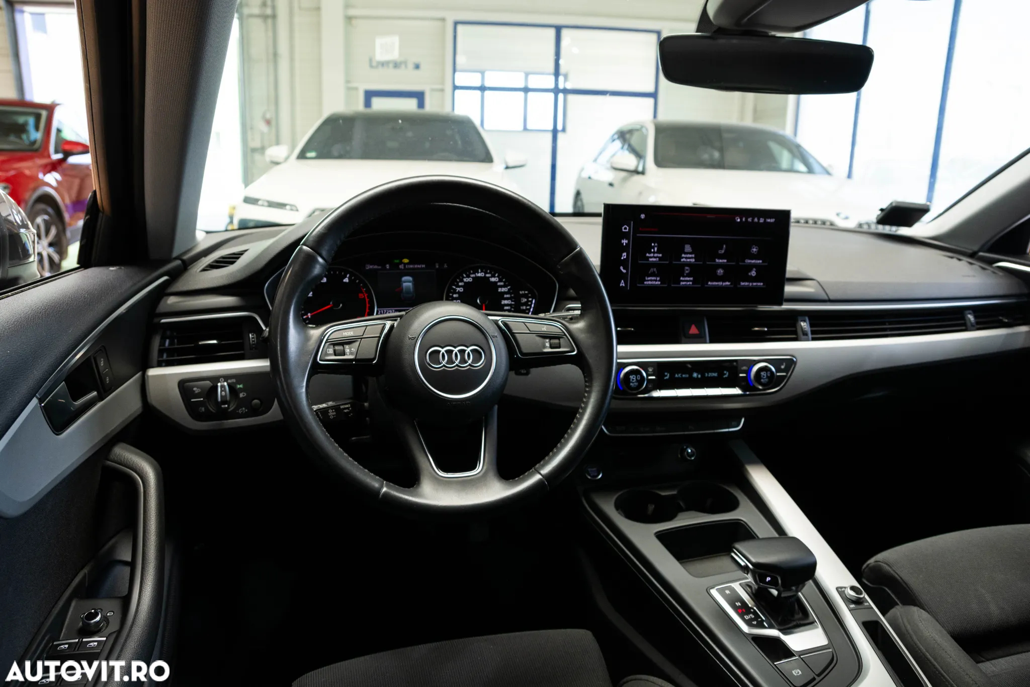 Audi A4 Avant 40 TDI S tronic - 32