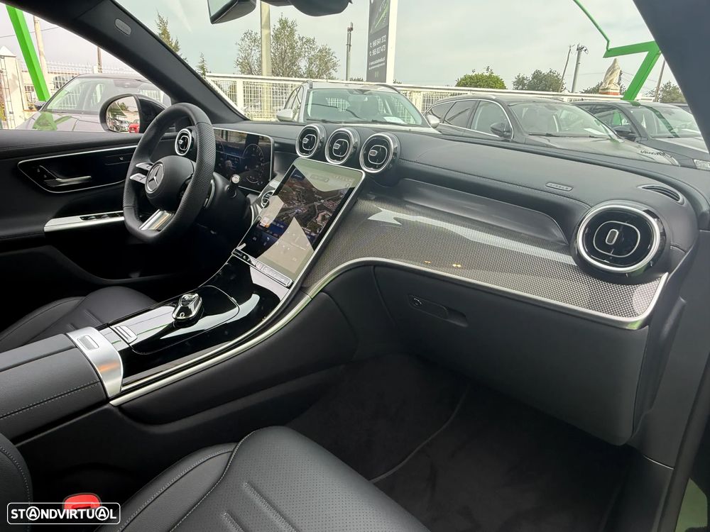 Mercedes-Benz GLC 300 de Coupe 4Matic - 28