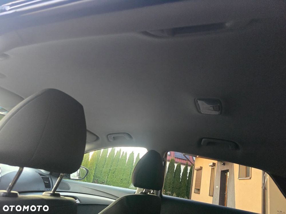 Hyundai i40 Kombi blue 1.7 CRDi Premium - 25