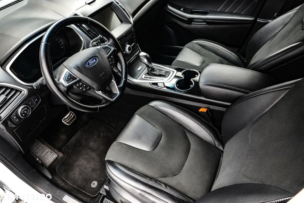 Ford Edge 2.0 TDCi Powershift Sport - 11