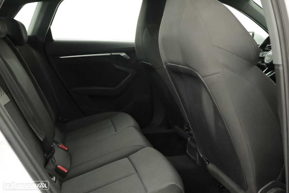 Audi A3 Sportback 30 TFSI Advanced S tronic - 23