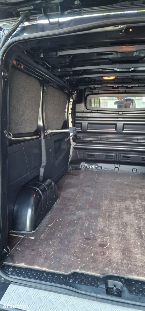 Renault Trafic - 9