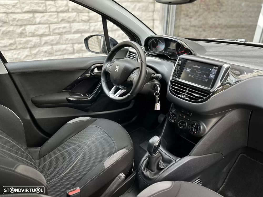 Peugeot 208 1.2 PureTech Active - 16