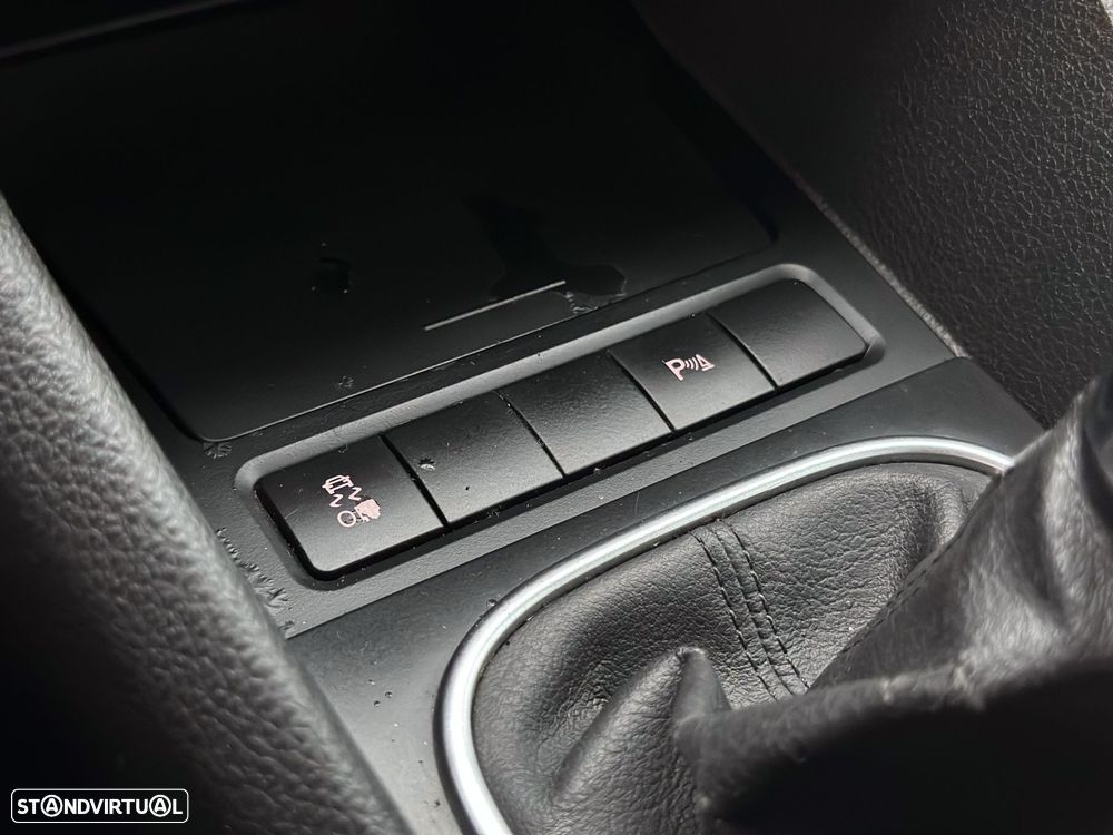 VW Golf Variant 1.6 TDi Confortline - 20