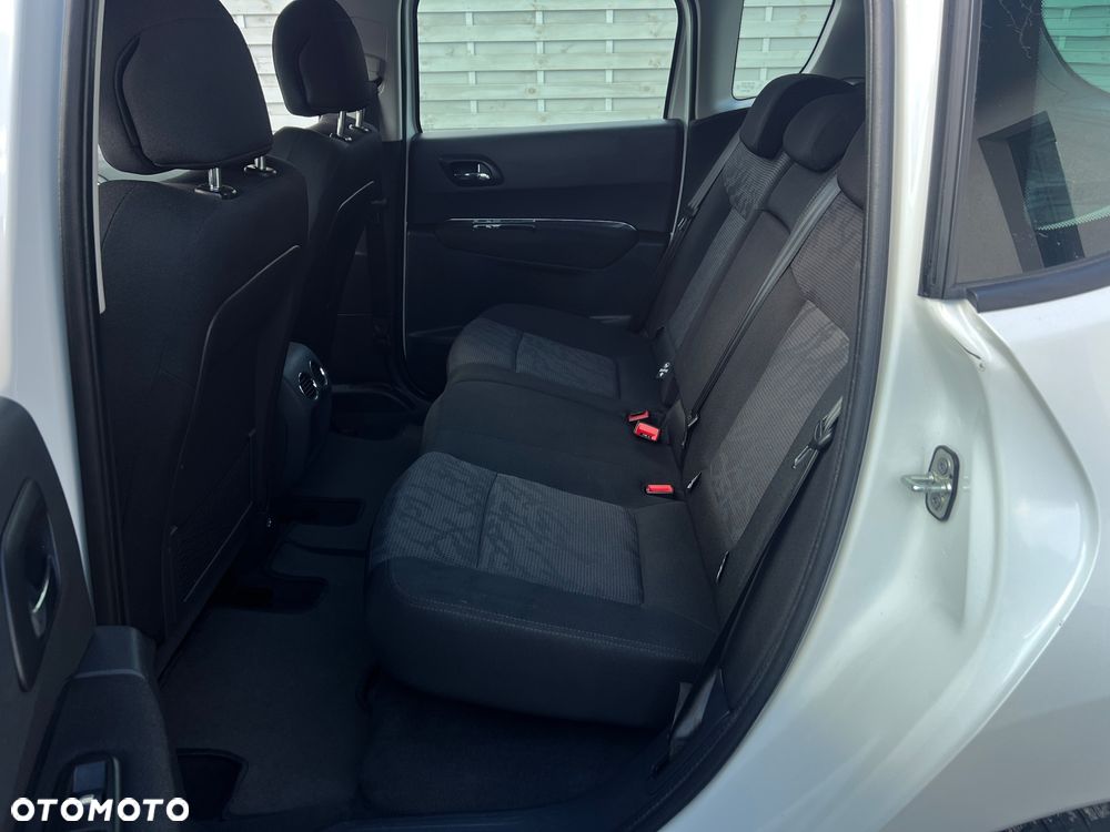 Peugeot 3008 1.6 HDi Trendy - 17