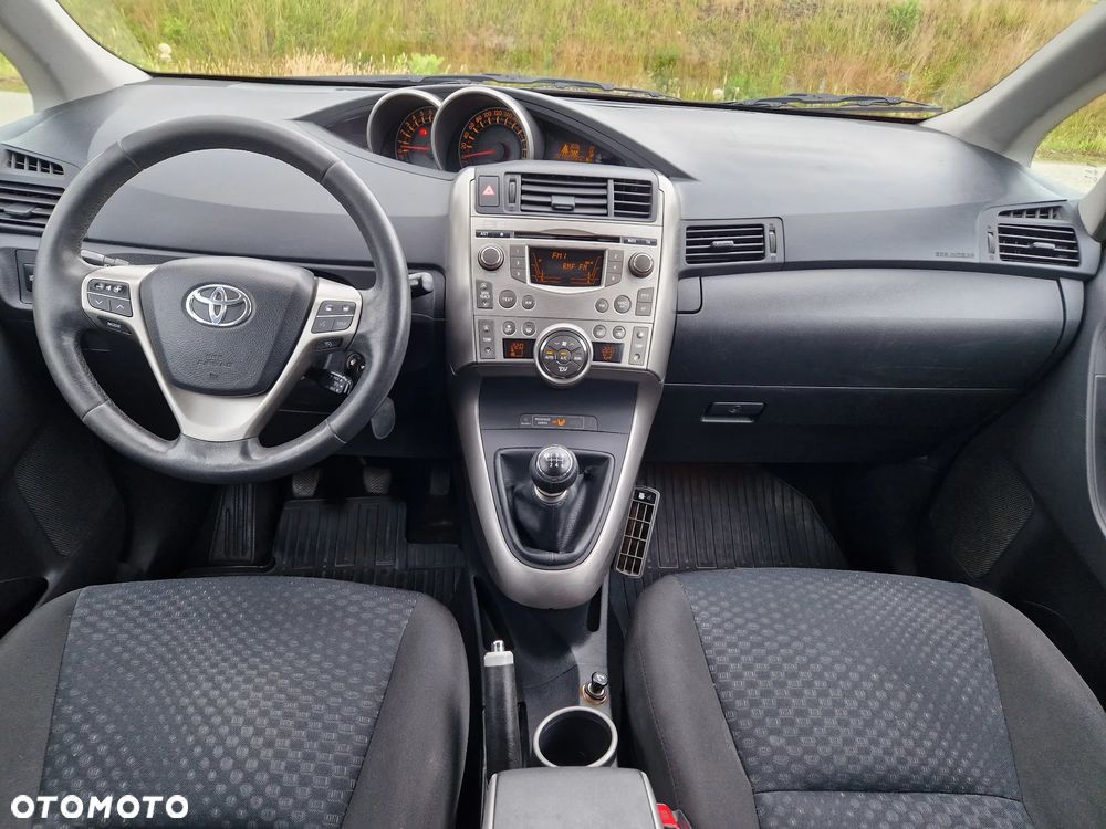 Toyota Verso 1.8 7-Sitzer Comfort - 5