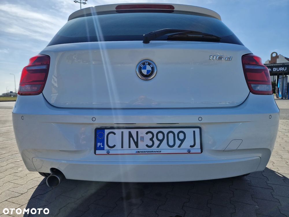 BMW Seria 1 116d - 4