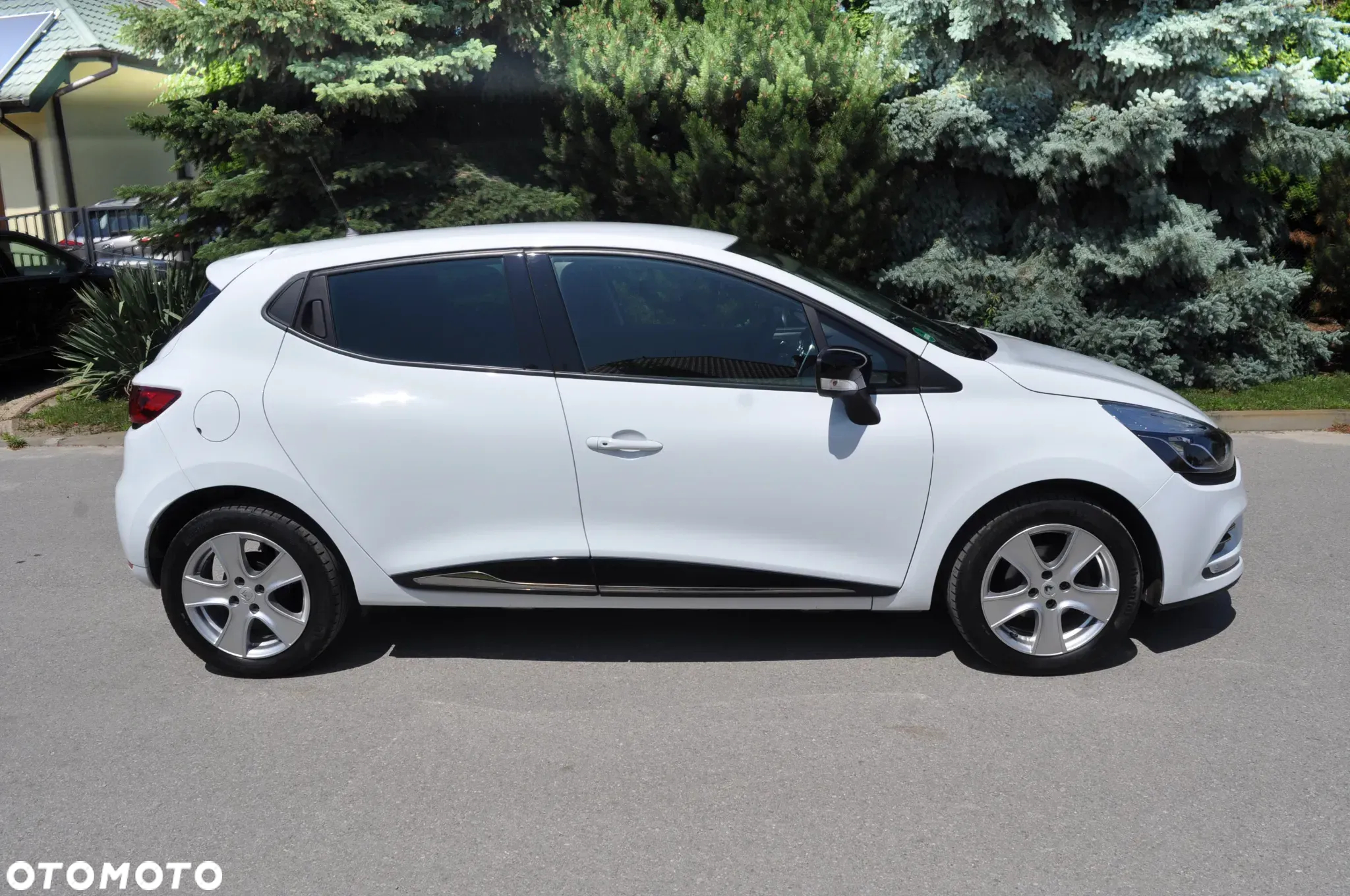 Renault Clio (Energy) TCe 75 Start & Stop LIMITED - 11
