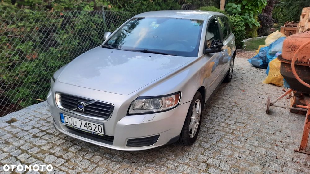 Volvo V50