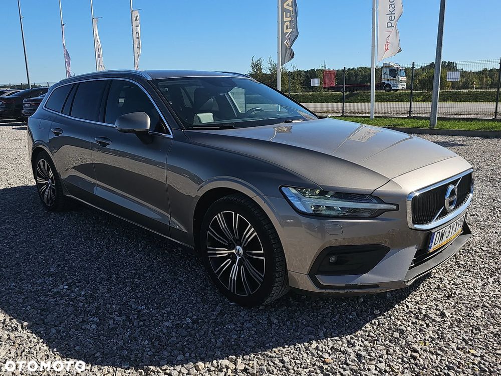 Volvo V60 D4 Momentum - 3