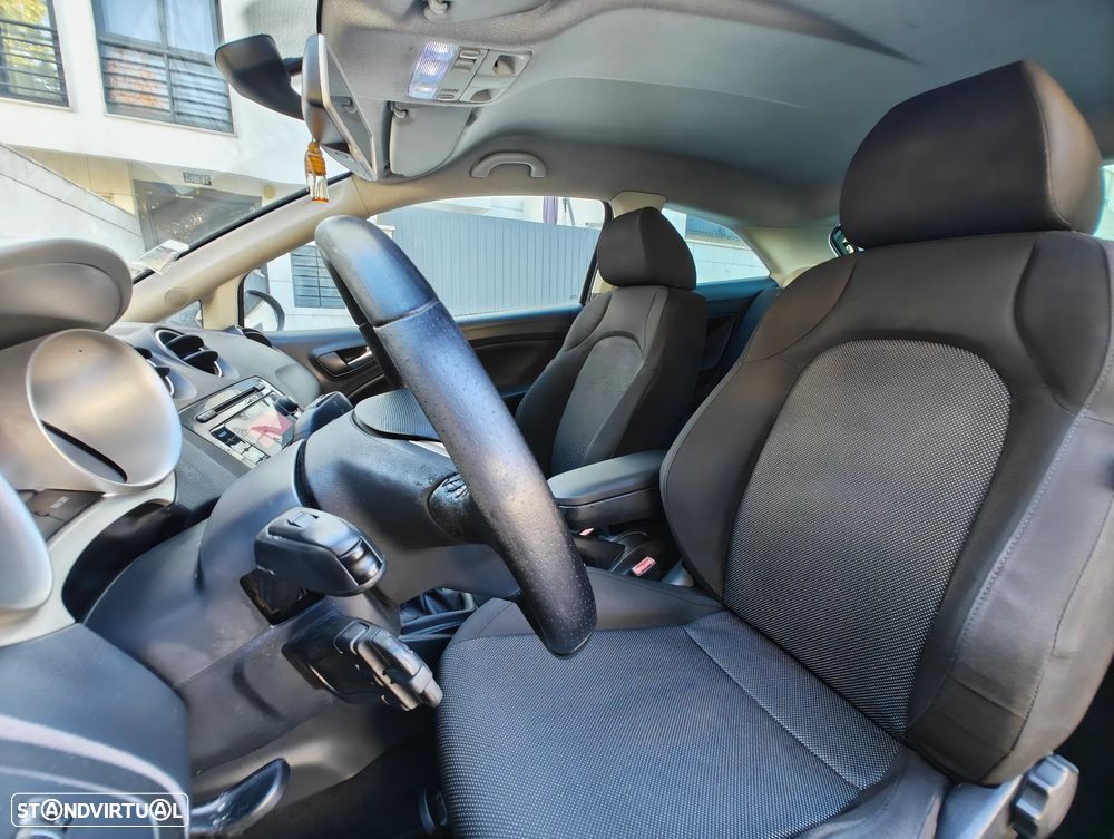 SEAT Ibiza 1.9 TDI Sport DPF - 18