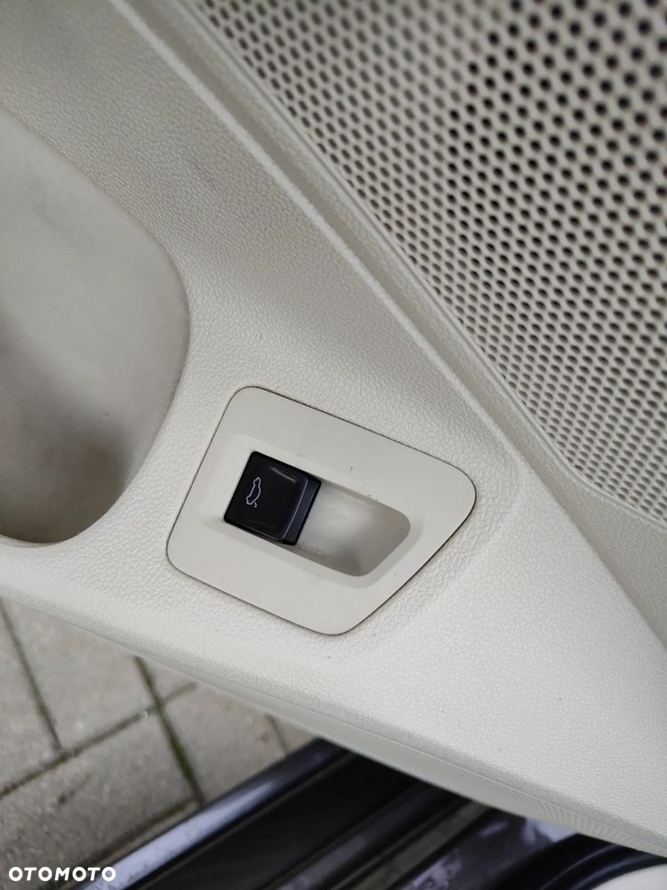 Volkswagen Passat - 17