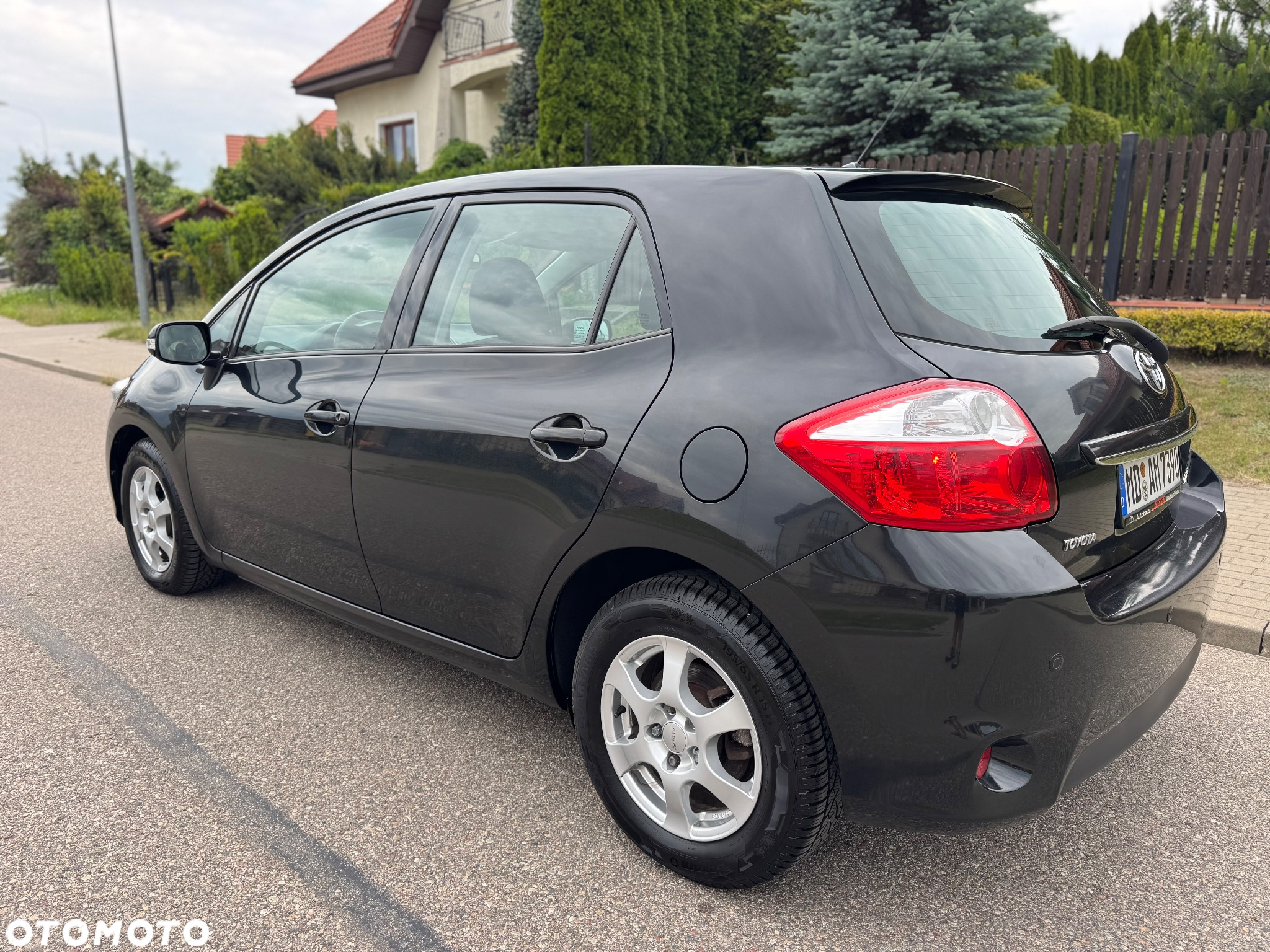 Toyota Auris 1.33 VVT-i Terra Start - 5