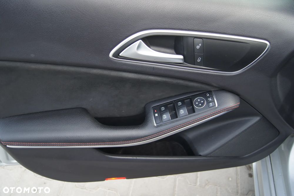 Mercedes-Benz Klasa A 180 CDI AMG Line - 13