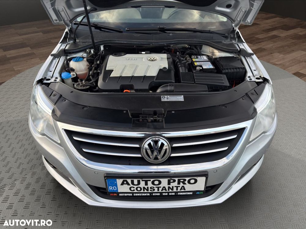 Volkswagen Passat CC - 14