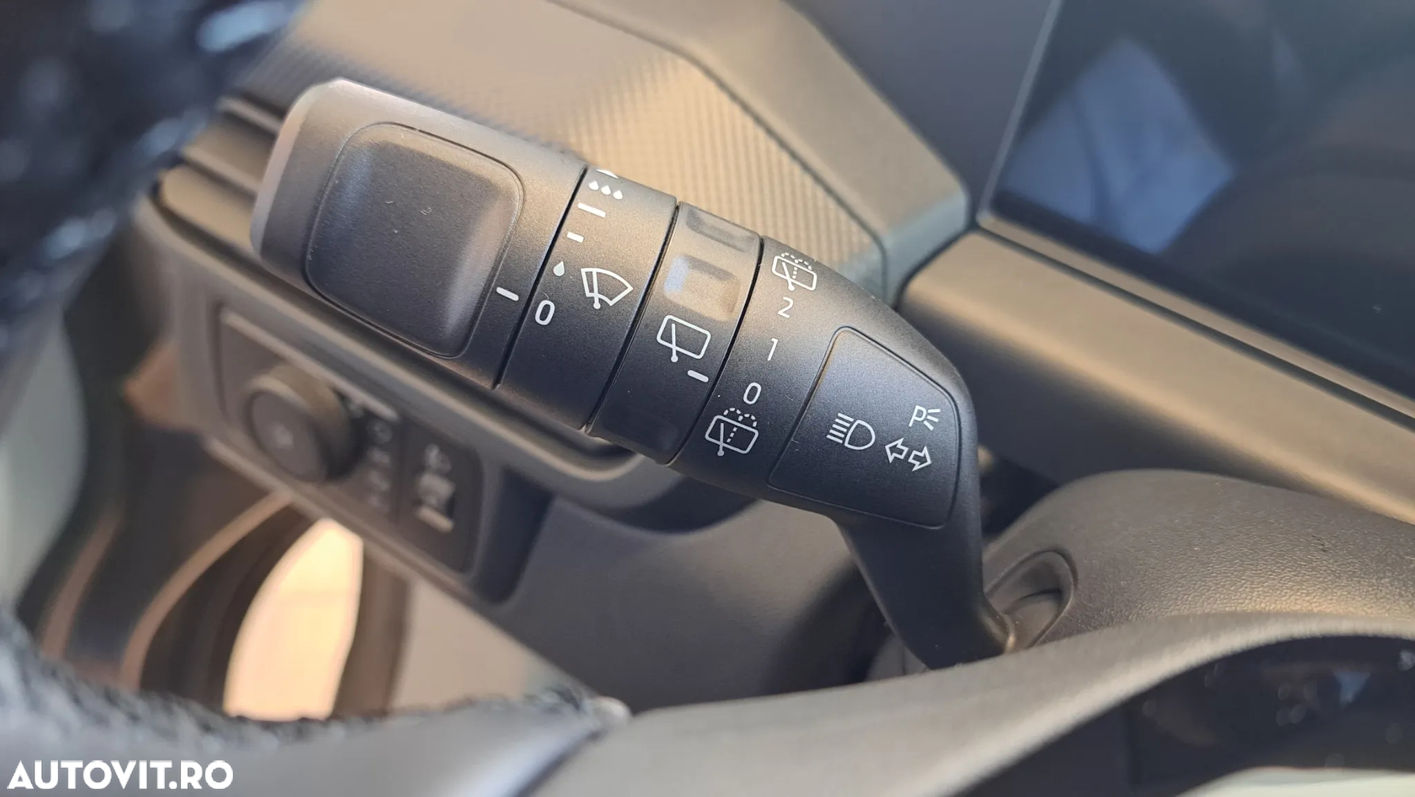 Ford Transit Custom 320 L2H1 PKW VA Autm. Trend - 28