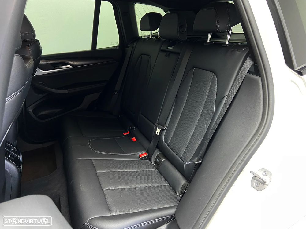 BMW X3 30 e xDrive Pack M - 10