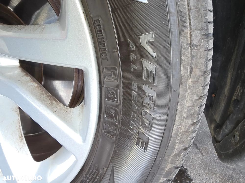 Land Rover Discovery Sport 2.0 l TD4 SE Aut. - 33