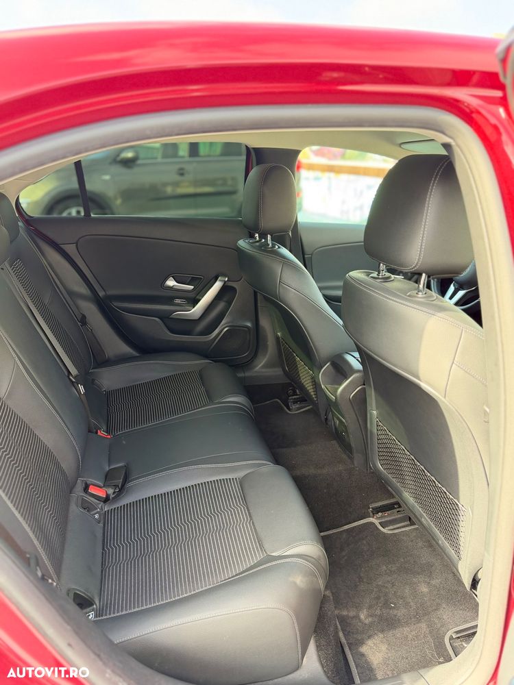 Mercedes-Benz A 180 d Sedan 8G-DCT - 7