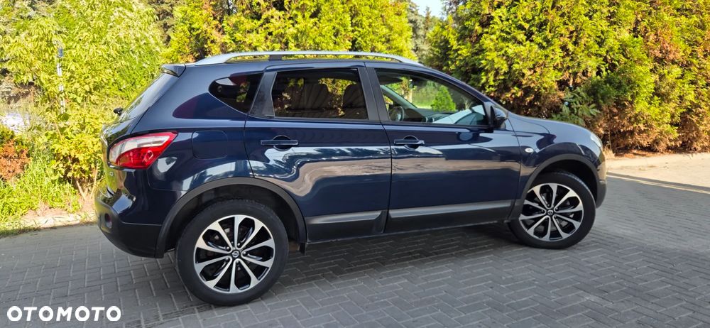 Nissan Qashqai 2.0 dCi 4 x 4 DPF tekna - 18