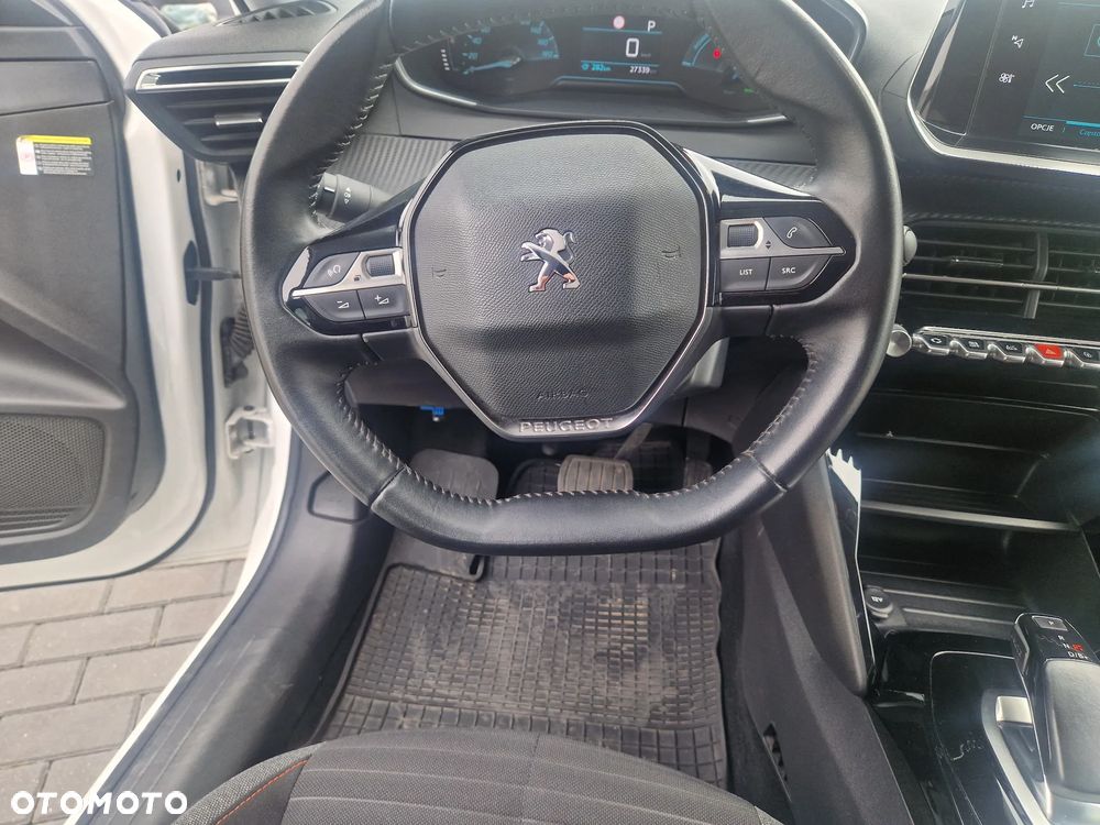 Peugeot 208 Elektromotor 136 Allure - 15