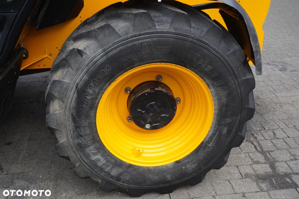 JCB 535-95 / 2021 / 3,5 t / zasięg 9,5 m / joystick - 28