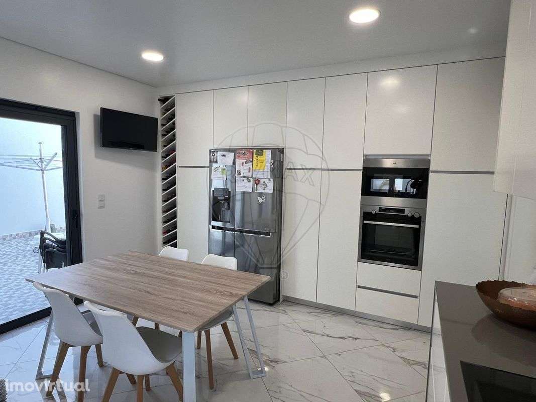 Moradia T2 para venda - Grande imagem: 5/23