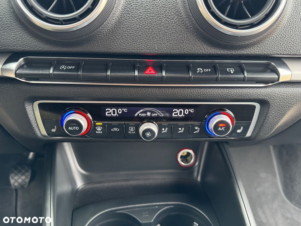 Audi A3 Sportback 1.4 TFSI Ambiente - 36