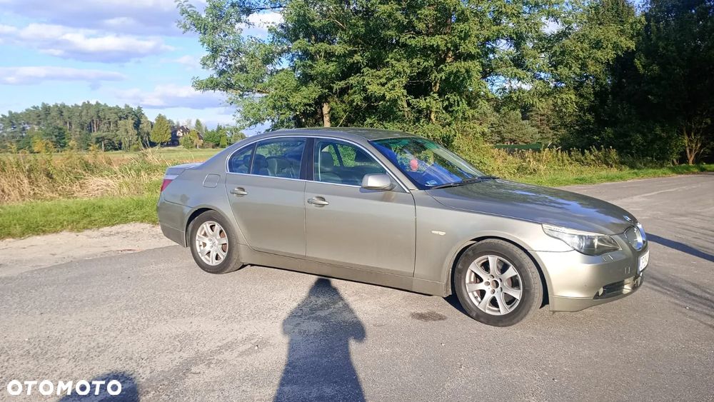 BMW Seria 5 520i - 5