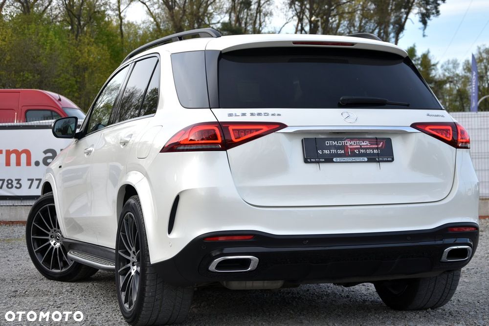 Mercedes-Benz GLE 350 de 4Matic 9G-TRONIC AMG Line - 21