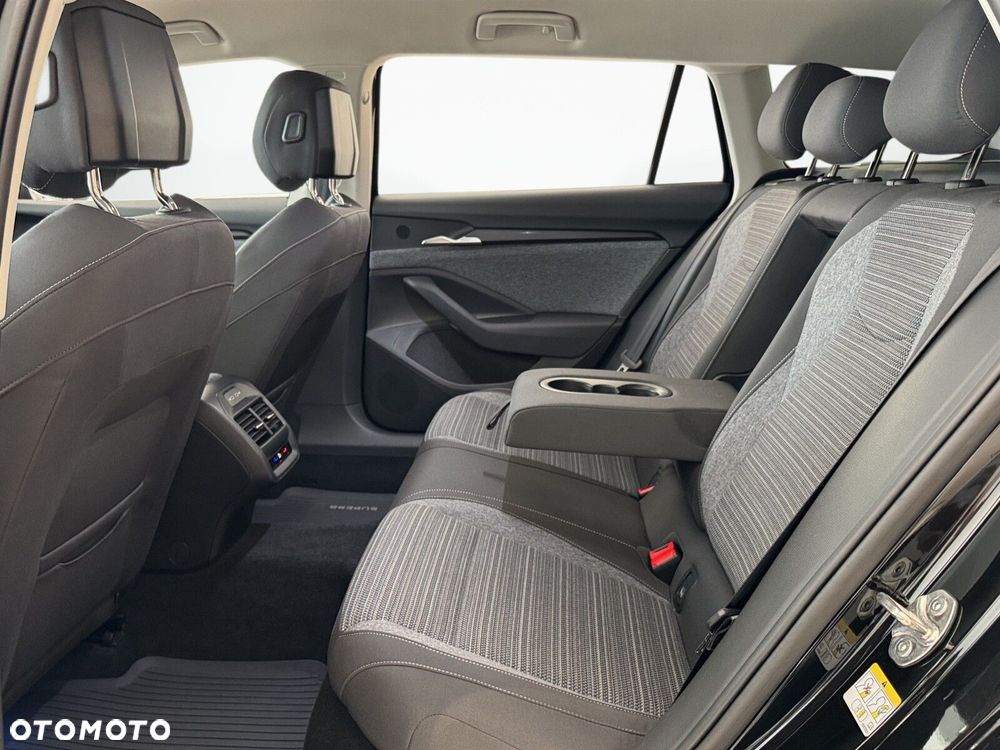 Skoda Superb 1.5 TSI mHEV Selection DSG - 14