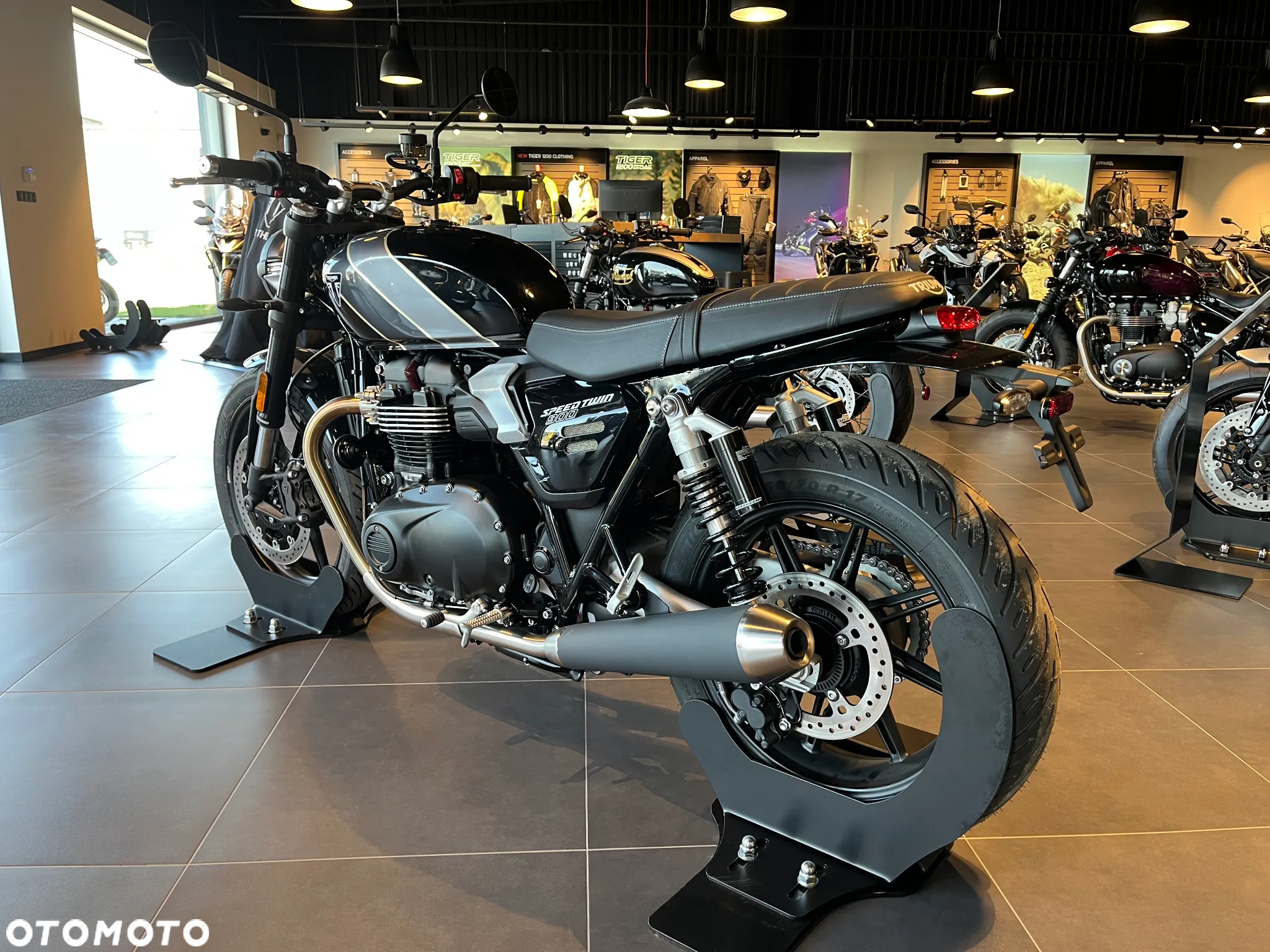 Triumph Speed Twin - 3