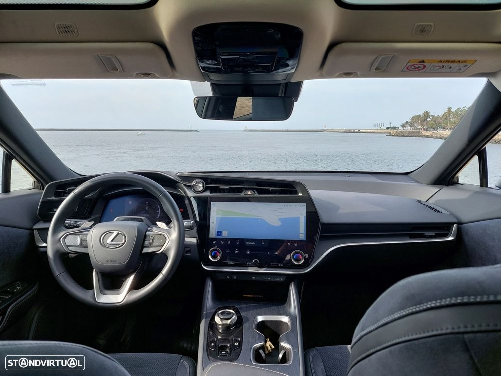 Lexus RZ 450e Luxury - 9