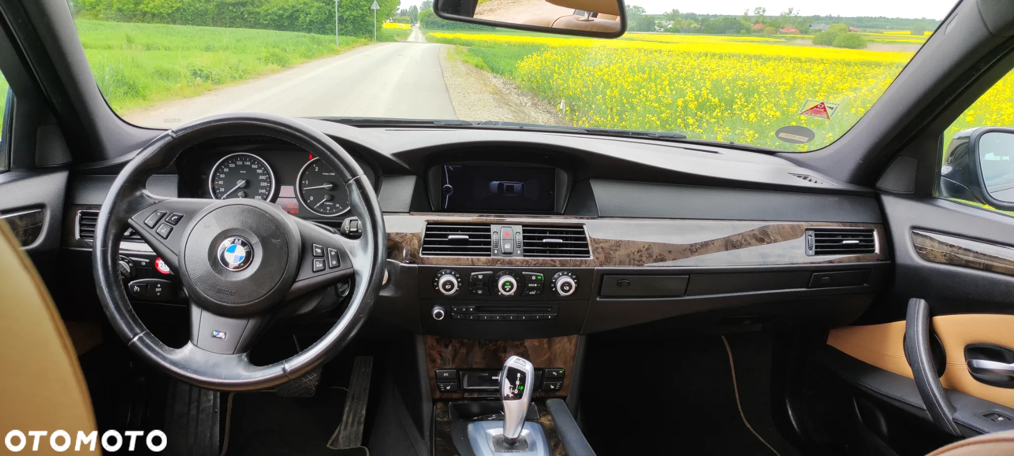 BMW Seria 5 525d xDrive Touring Edition Sport - 24