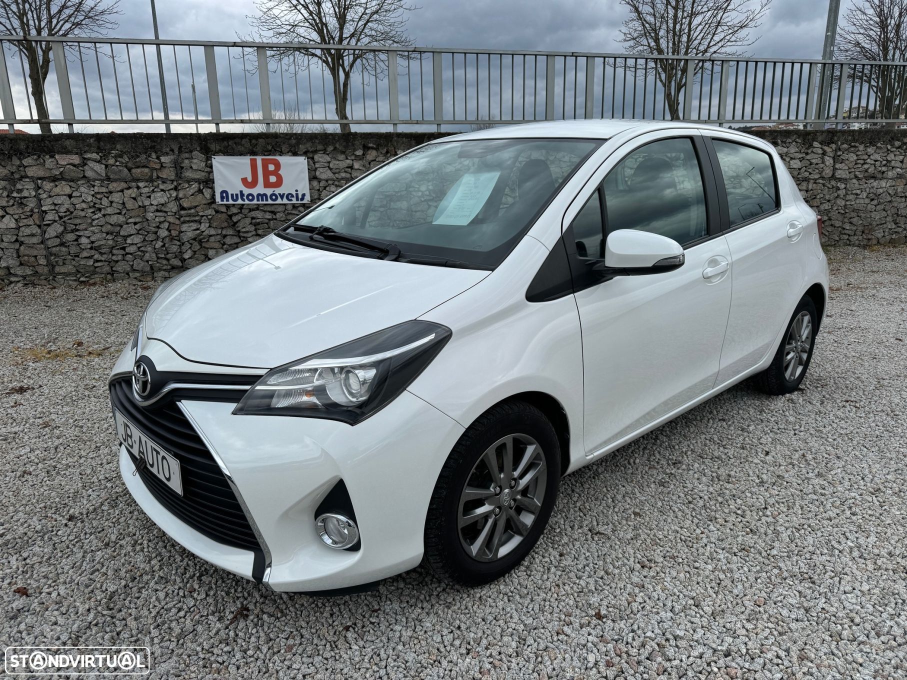 Toyota Yaris 1.0 VVT-i Comfort - 1