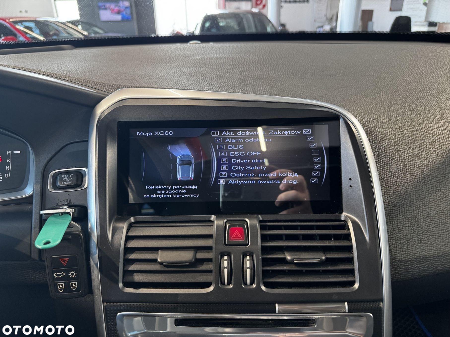 Volvo XC 60 - 32