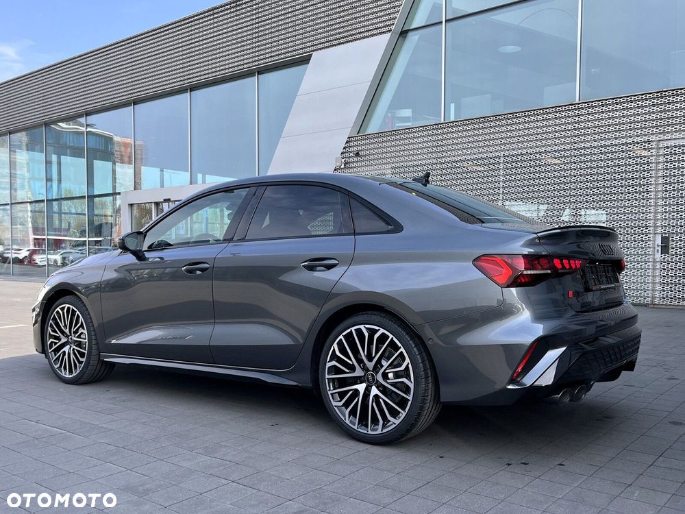 Audi S3 Limousine - 4