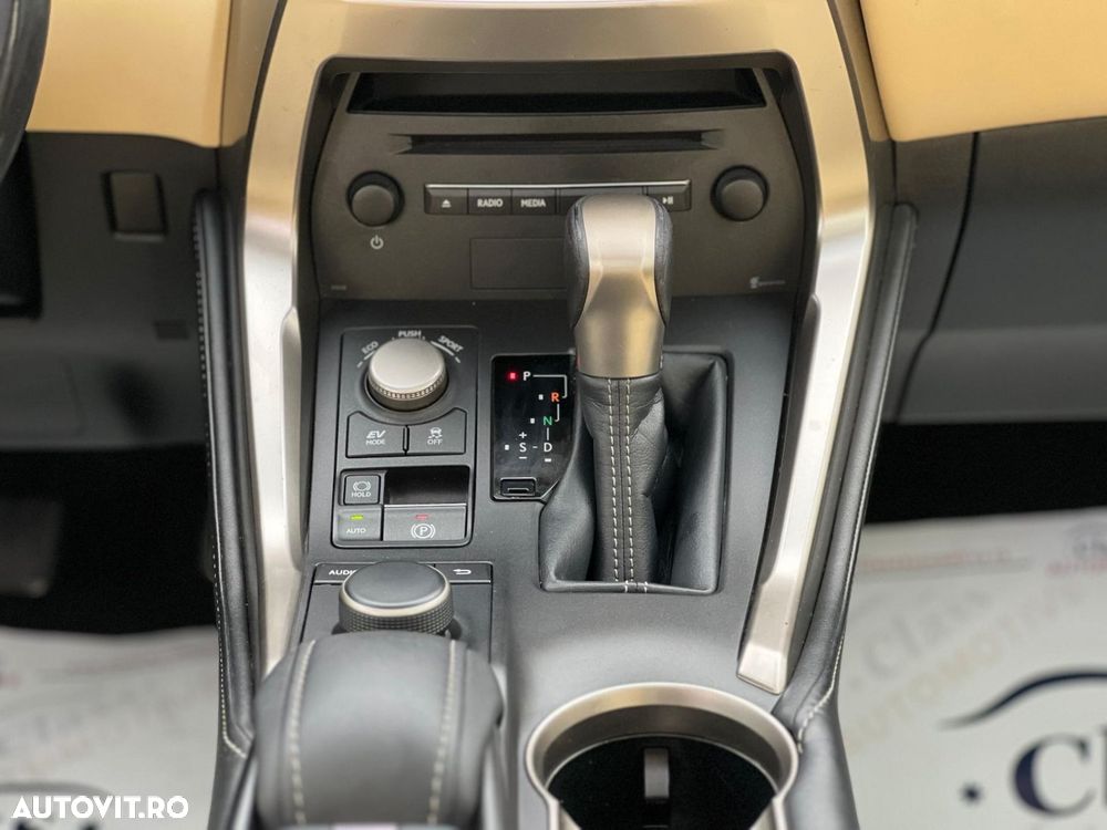 Lexus Seria NX 300h FWD Executive Plus - 15