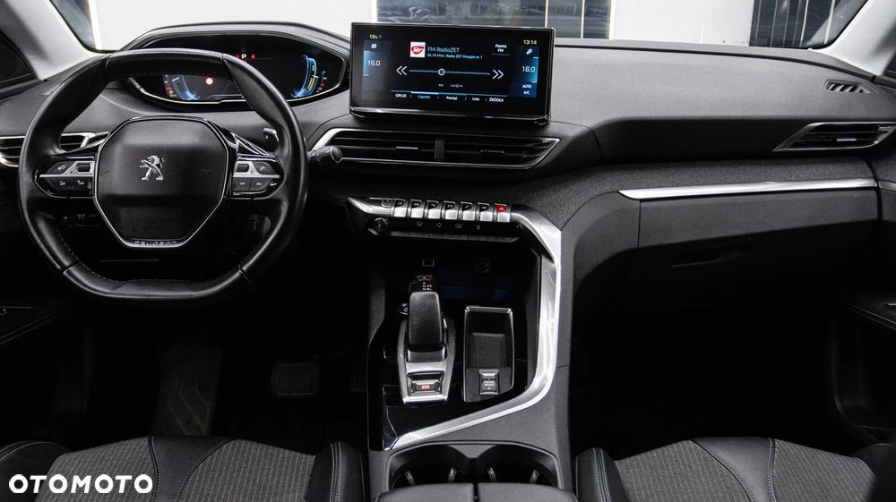 Peugeot 3008 1.6 PureTech Hybrid PHEV Allure S&S EAT8 - 18