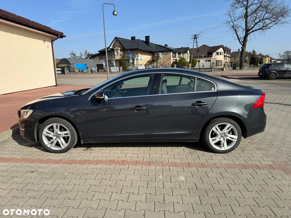 Volvo S60 T5 Geartronic Momentum - 8