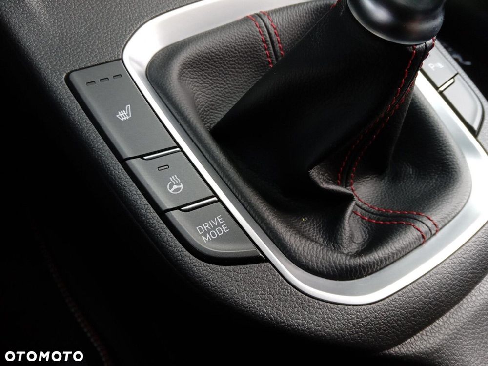 Hyundai i30 - 24