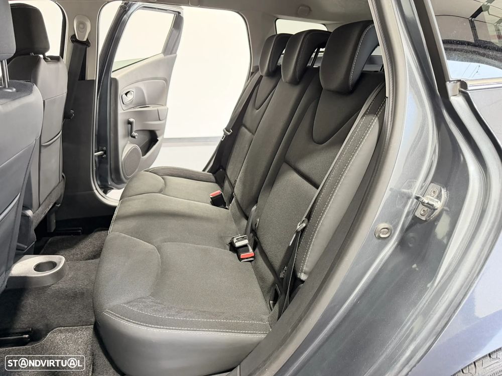 Renault Clio 1.5 dCi Limited - 44
