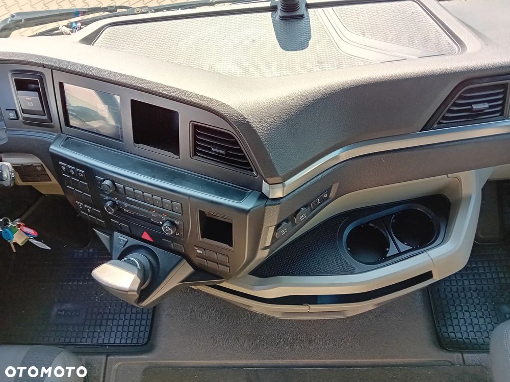 MAN TGX 18.470 BL SA - 14