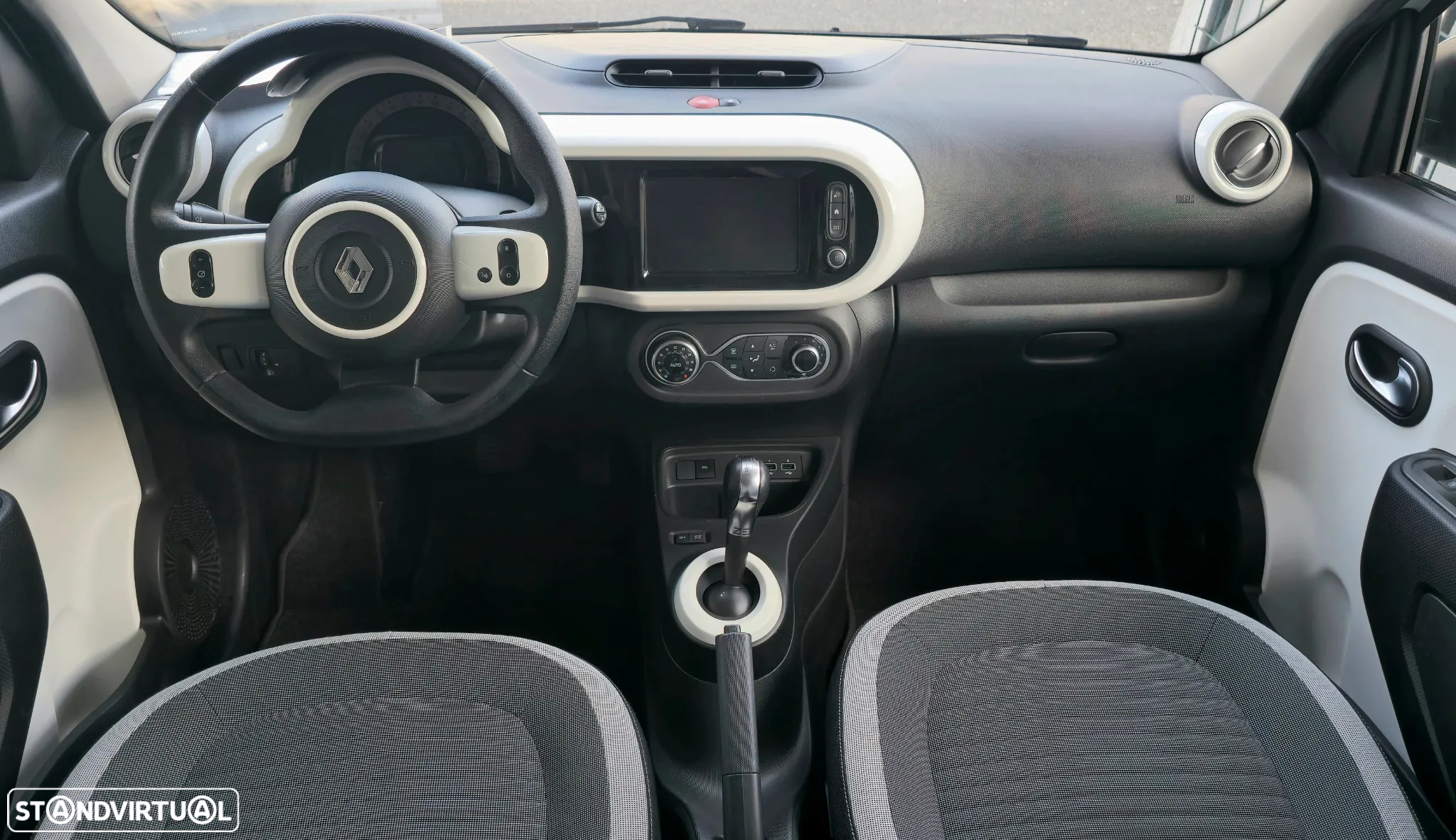 Renault Twingo Z.E. 22 Zen - 23