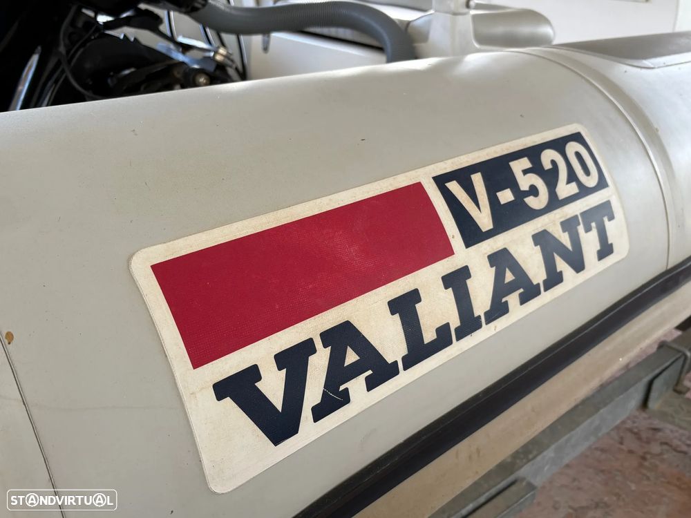 Valiant V-520 - 7