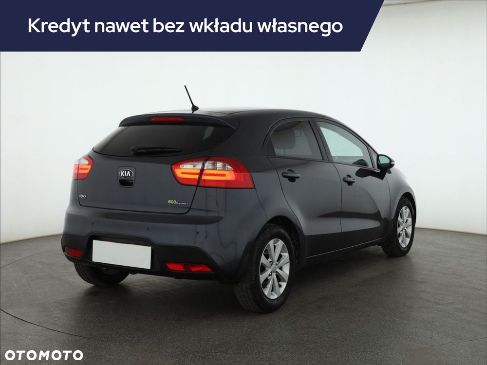 Kia Rio - 7