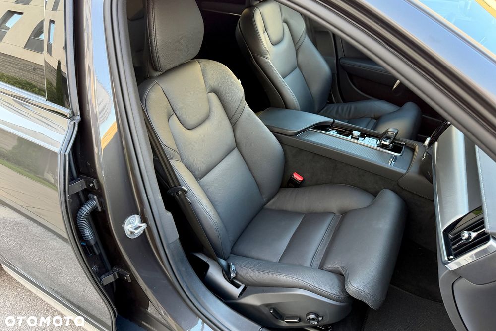 Volvo V90 Cross Country B5 B AWD Plus - 13