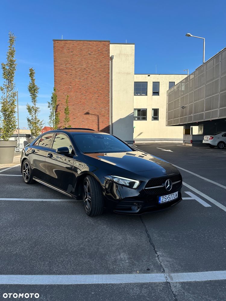 Mercedes-Benz Klasa A 180 7G-DCT Lim AMG Line Advanced Plus - 22
