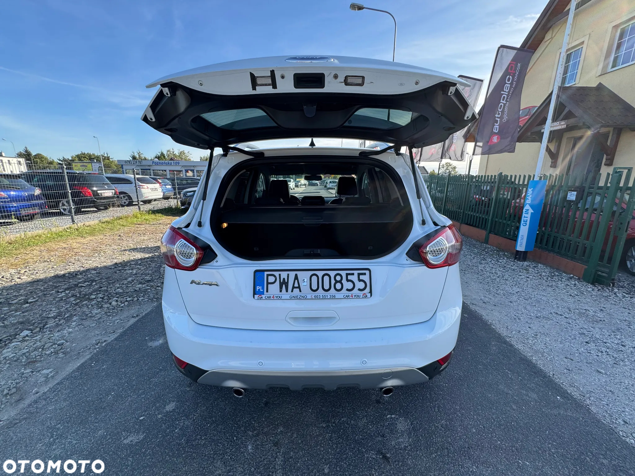 Ford Kuga 2.0 TDCi 2x4 Titanium - 15
