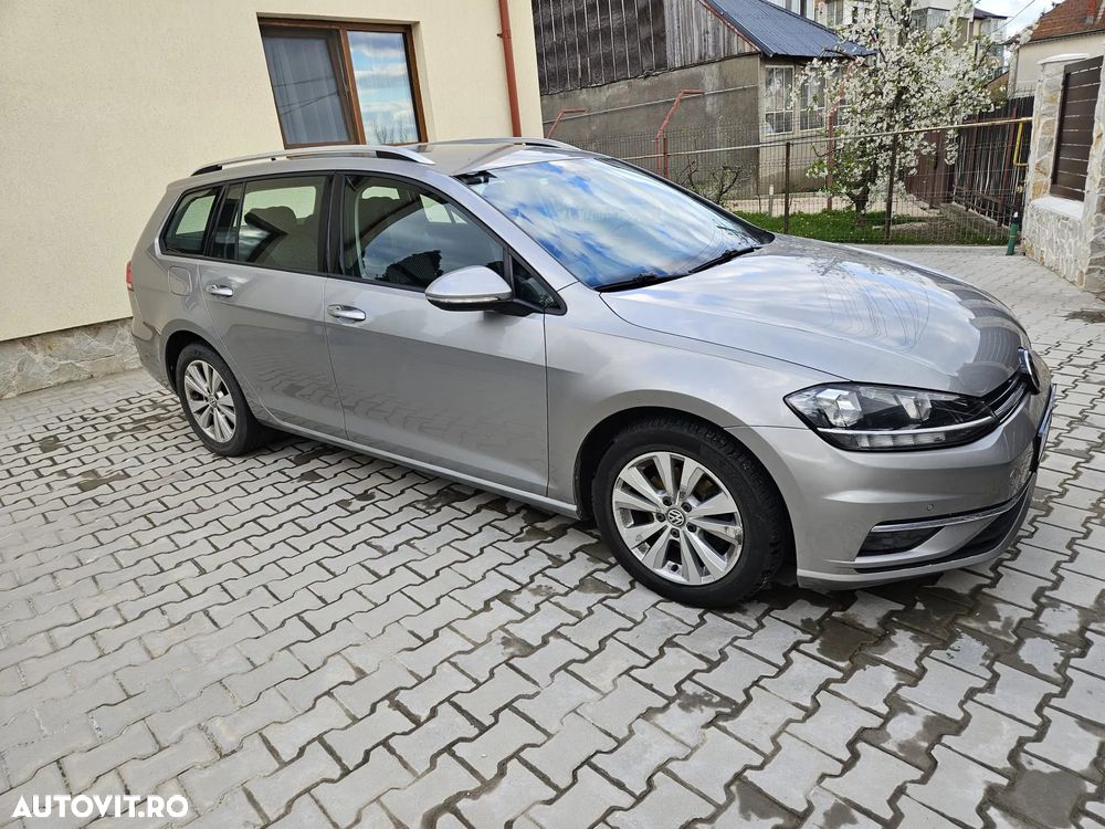 Volkswagen Golf 1.6 TDI Comfortline - 6